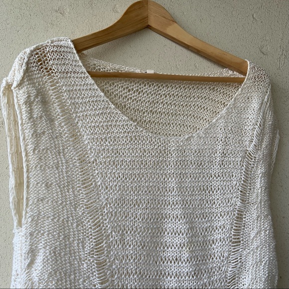 Helmut Lang classic yet edgy sweater - Picture 3 of 14